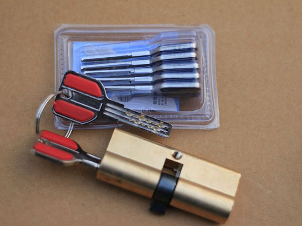 深圳蘋果手機維修點（蘋果12電池壽命80%要換嗎）